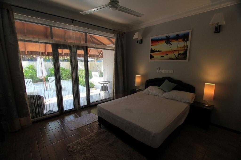 Local Island Inn Hangnaameedhoo Exterior foto