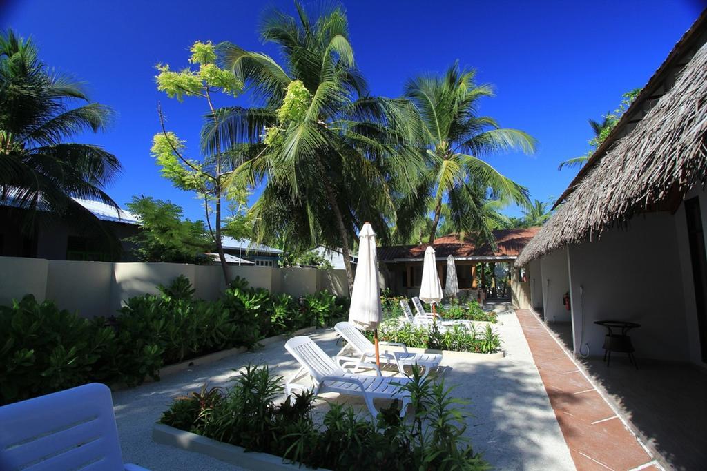 Local Island Inn Hangnaameedhoo Exterior foto