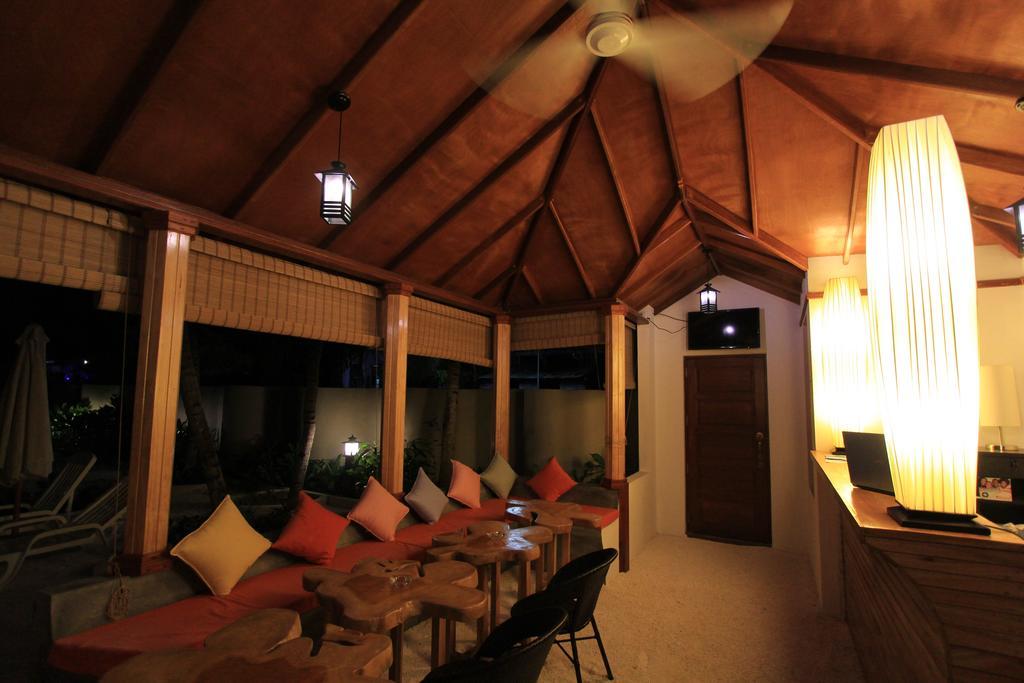 Local Island Inn Hangnaameedhoo Exterior foto