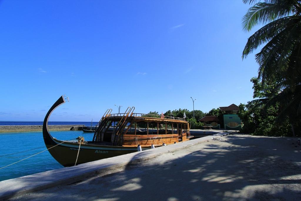 Local Island Inn Hangnaameedhoo Exterior foto
