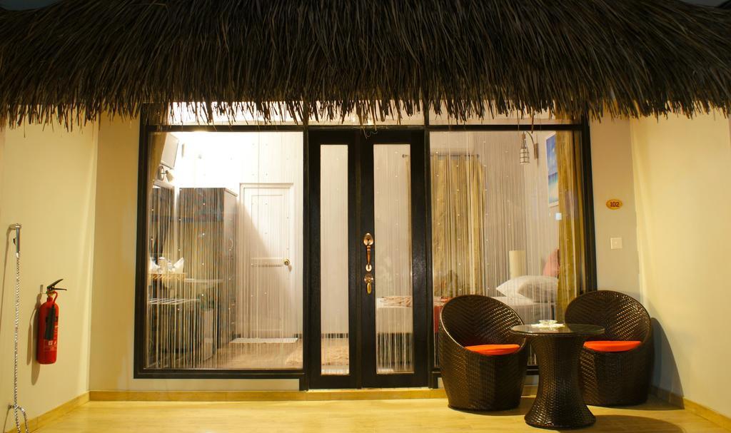 Local Island Inn Hangnaameedhoo Exterior foto